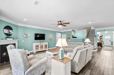 Living - 735 Greta Loop, Myrtle Beach, SC 29579 photo 4 of 5