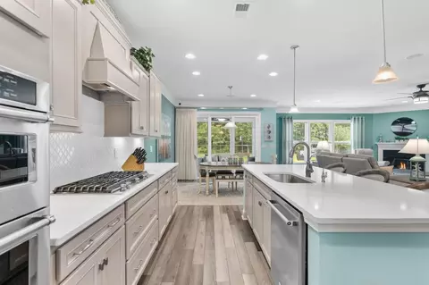 Kitchen - 735 Greta Loop, Myrtle Beach, SC 29579 photo 6 of 8