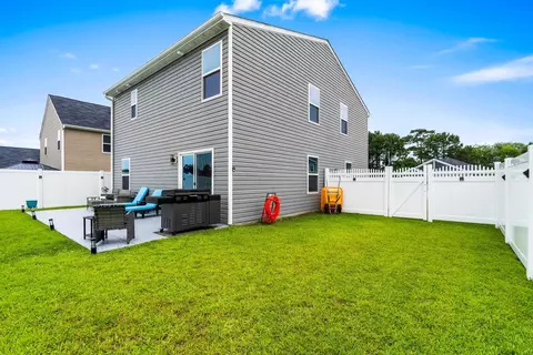 Exterior - 540 Dundalk Dr, Conway, SC 29526 photo 9 of 15