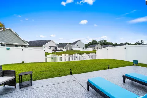 Exterior - 540 Dundalk Dr, Conway, SC 29526 photo 4 of 15
