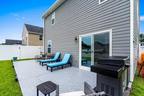 Exterior - 540 Dundalk Dr, Conway, SC 29526 photo 8 of 15