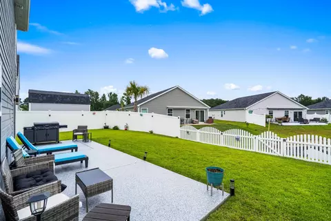 Exterior - 540 Dundalk Dr, Conway, SC 29526 photo 6 of 15