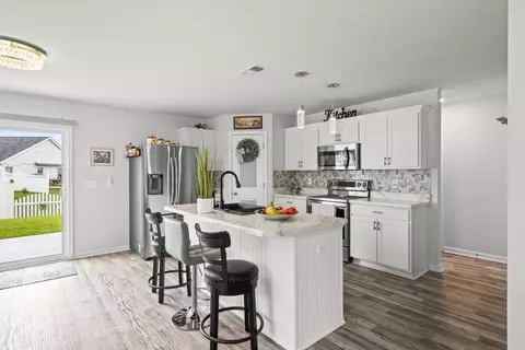 Kitchen - 540 Dundalk Dr, Conway, SC 29526 photo 1 of 6