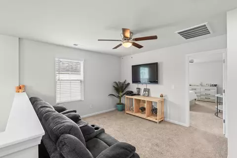 Entry Way - 540 Dundalk Dr, Conway, SC 29526 photo 6 of 10