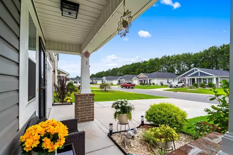 Exterior - 540 Dundalk Dr, Conway, SC 29526 photo 13 of 15