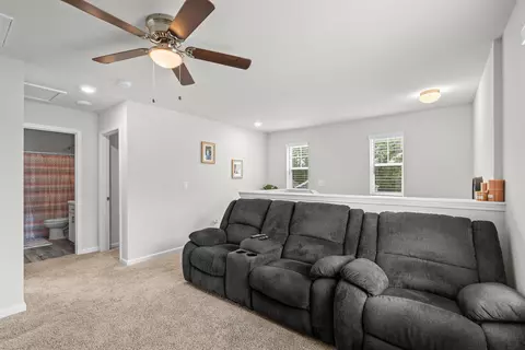 Entry Way - 540 Dundalk Dr, Conway, SC 29526 photo 8 of 10