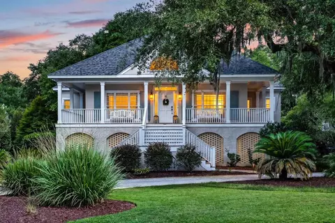 51 Shearwater Ct, Georgetown, SC 29440