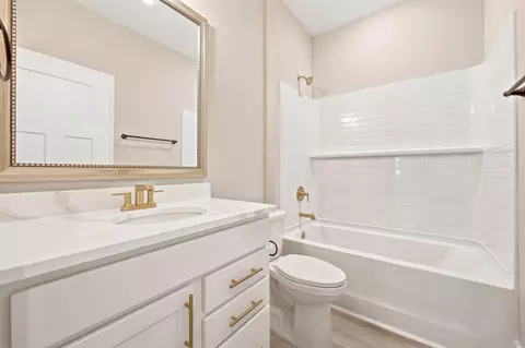 Bath - 130 River Birch Dr, Loris, SC 29569 photo 3 of 6