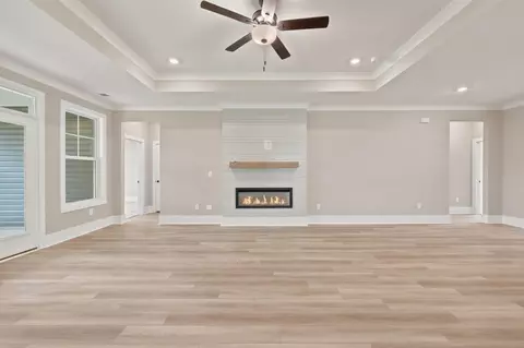 Living - 130 River Birch Dr, Loris, SC 29569 photo 2 of 4