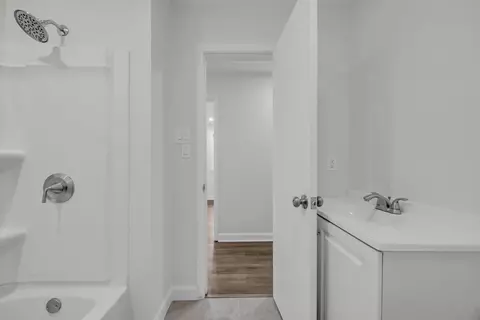 Bath - 504 Danner Dr, Conway, SC 29526 photo 2 of 3