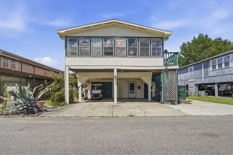 440 Meadowlark Dr, Surfside Beach, SC 29575