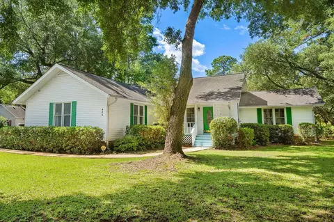 489 Crooked Oak Dr, Pawleys Island, SC 29585