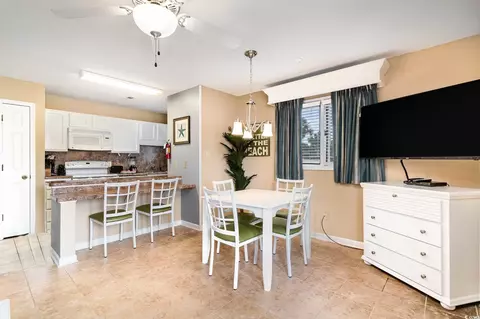 Dining - 206 Double Eagle Dr #H 1, Surfside Beach, SC 29575 photo 2 of 6