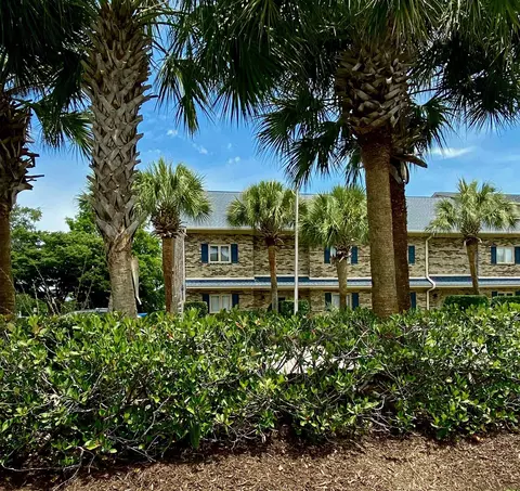 206 Double Eagle Dr #H 1, Surfside Beach, SC 29575