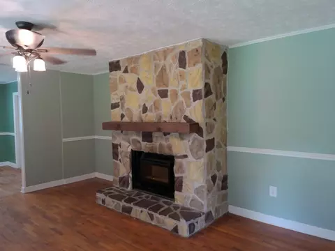 Living - 4389 Mcqueen St, Loris, SC 29569 photo 1 of 5