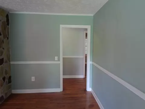 Living - 4389 Mcqueen St, Loris, SC 29569 photo 2 of 5