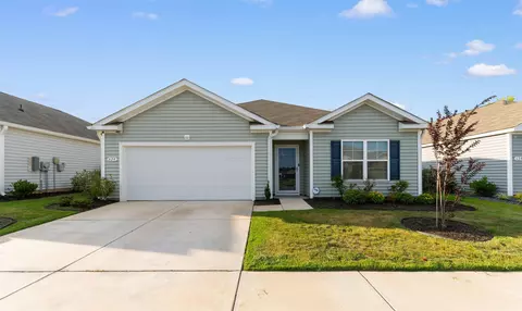 628 Woodland Farms Cir, Aynor, SC 29511