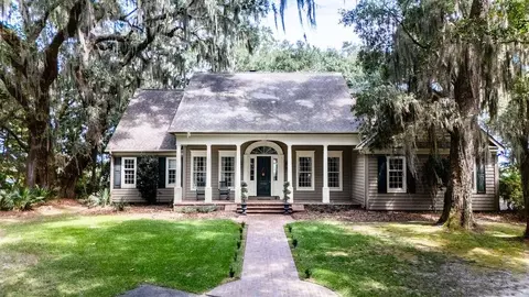762 Wraggs Ferry Rd, Georgetown, SC 29440