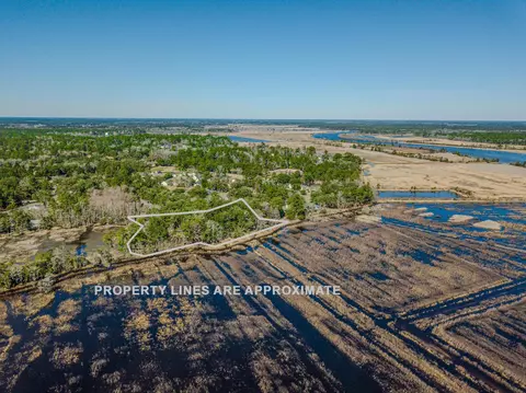 762 Wraggs Ferry Rd, Georgetown, SC 29440