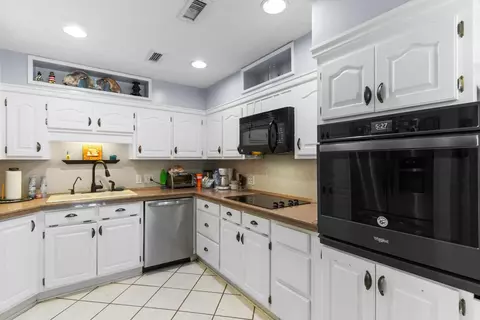 Kitchen - 455 River Rd, Conway, SC 29526 photo 1 of 3