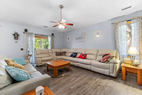Living - 455 River Rd, Conway, SC 29526 photo 1 of 3