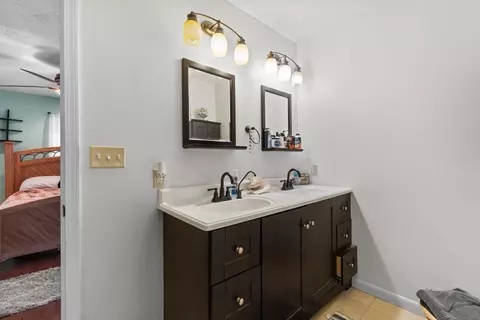 Bath - 455 River Rd, Conway, SC 29526 photo 3 of 5