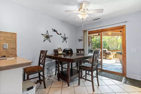 Dining - 455 River Rd, Conway, SC 29526 photo 1 of 2