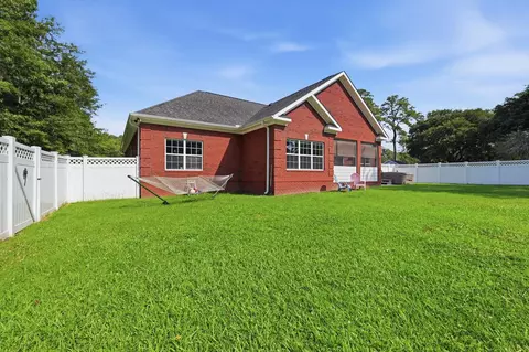 Exterior - 1071 Forest Dr, Conway, SC 29526 photo 5 of 8