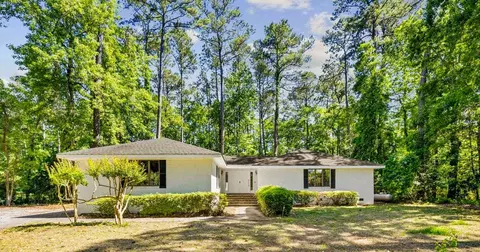 54 Bayberry Ln, Myrtle Beach, SC 29572
