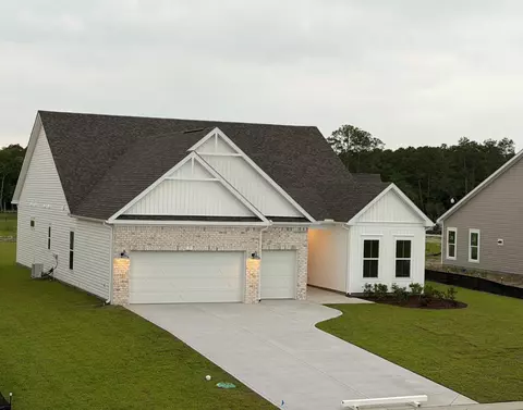 35 Stone Path, Murrells Inlet, SC 29576