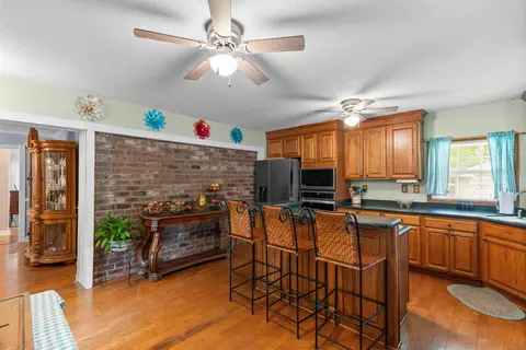 Kitchen - 128 Fiddlers Loop, Georgetown, SC 29440 photo 2 of 5