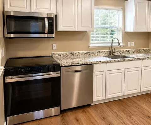 Kitchen - 533 Black River Rd, Georgetown, SC 29440 photo 2 of 3