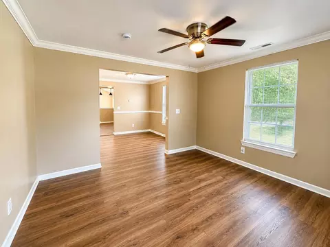 Living - 533 Black River Rd, Georgetown, SC 29440 photo 2 of 4