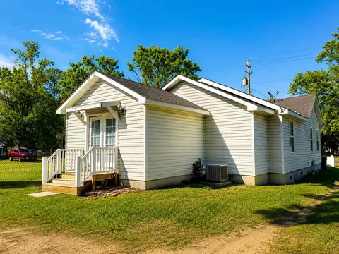 Exterior - 533 Black River Rd, Georgetown, SC 29440 photo 2 of 2