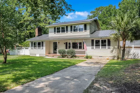 51 Meadowlark Ct, Georgetown, SC 29440