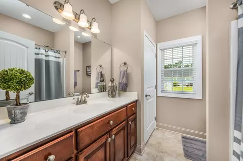 Bath - 259 Perrin Rd, Loris, SC 29569 photo 2 of 2