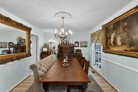 Dining - 515 7th Ave S, Surfside Beach, SC 29575 photo 3 of 5