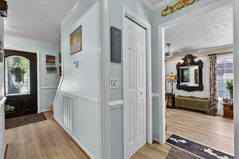 Entry Way - 515 7th Ave S, Surfside Beach, SC 29575 photo 4 of 7
