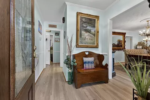 Entry Way - 515 7th Ave S, Surfside Beach, SC 29575 photo 2 of 7