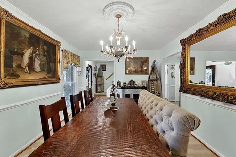 Dining - 515 7th Ave S, Surfside Beach, SC 29575 photo 4 of 5