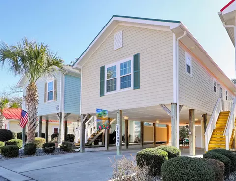 502 Castellar Ln, Little River, SC 29566