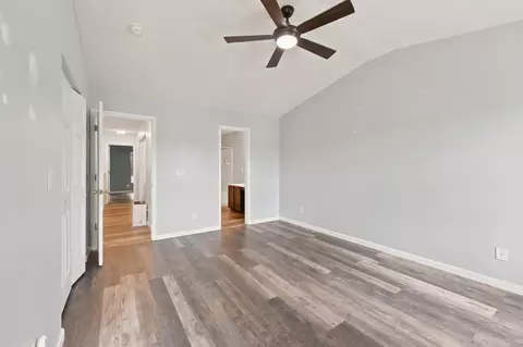 Entry Way - 324 Kiskadee Loop #13E, Conway, SC 29526 photo 2 of 4