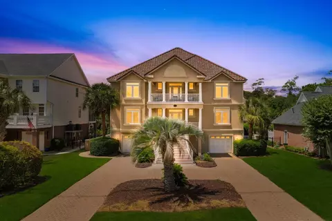 701 Hillside Dr N, North Myrtle Beach, SC 29582