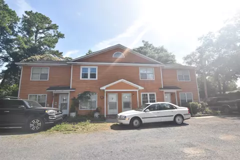 5095 S First St, Murrells Inlet, SC 29576