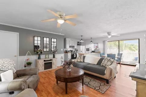 Living - 9130 Highway 701 S, Conway, SC 29527 photo 1 of 2