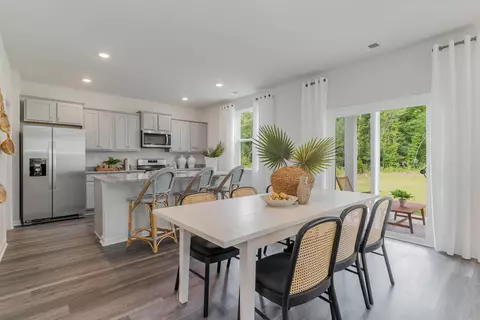 Dining - 151 Grazing St, Myrtle Beach, SC 29588 photo 2 of 2