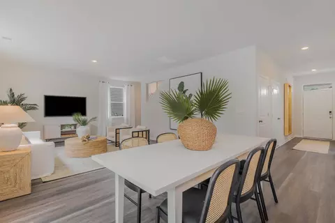 Dining - 151 Grazing St, Myrtle Beach, SC 29588 photo 1 of 2