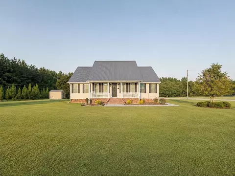 4275 Poston Corner Rd, Johnsonville, SC 29555