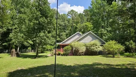 Exterior - 1927 Armview Rd, Loris, SC 29569 photo 4 of 20