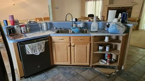 Kitchen - 1927 Armview Rd, Loris, SC 29569 photo 1 of 2